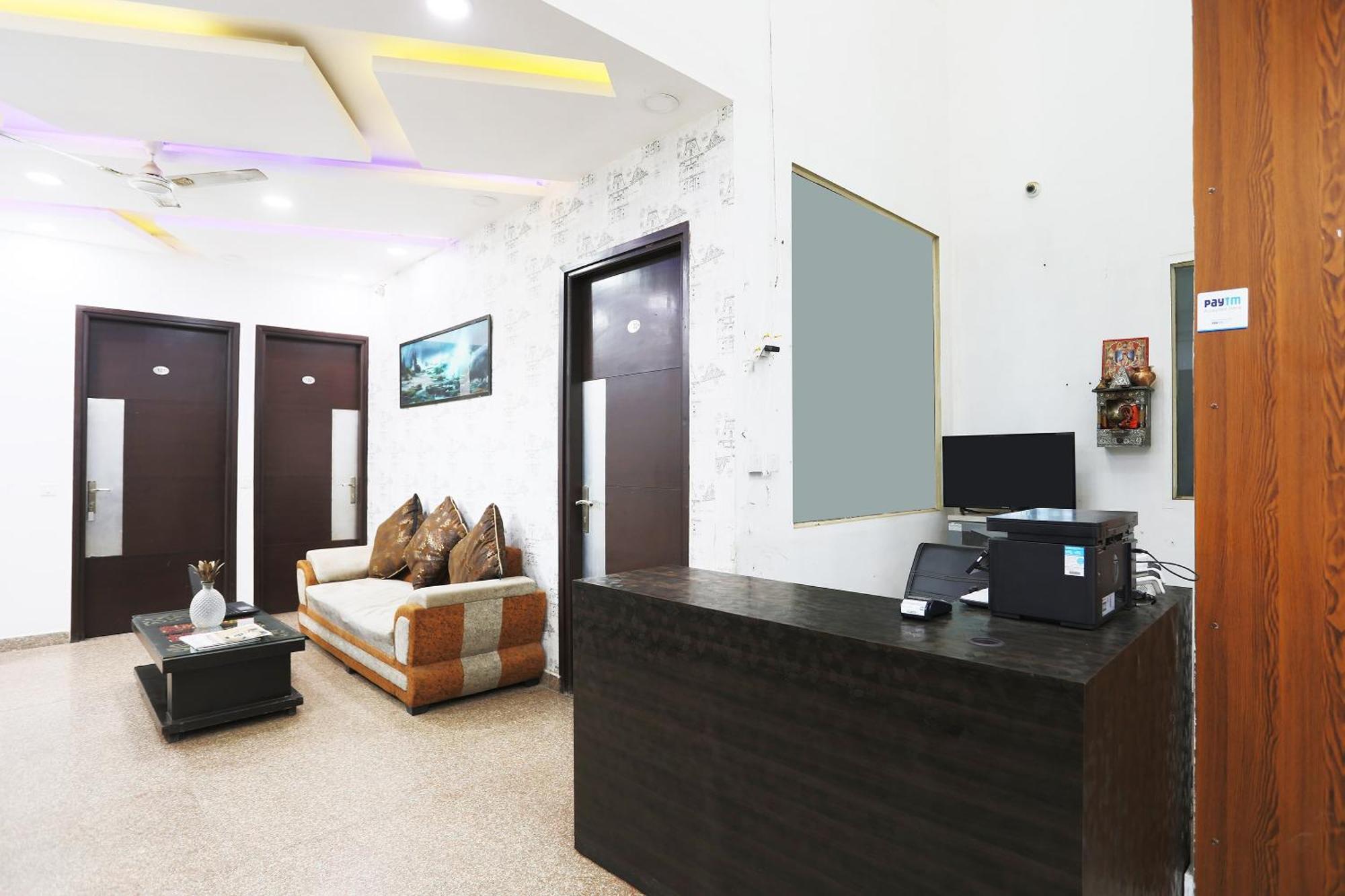Super Collection O Tipsyy Inn 014 غورغاون المظهر الخارجي الصورة